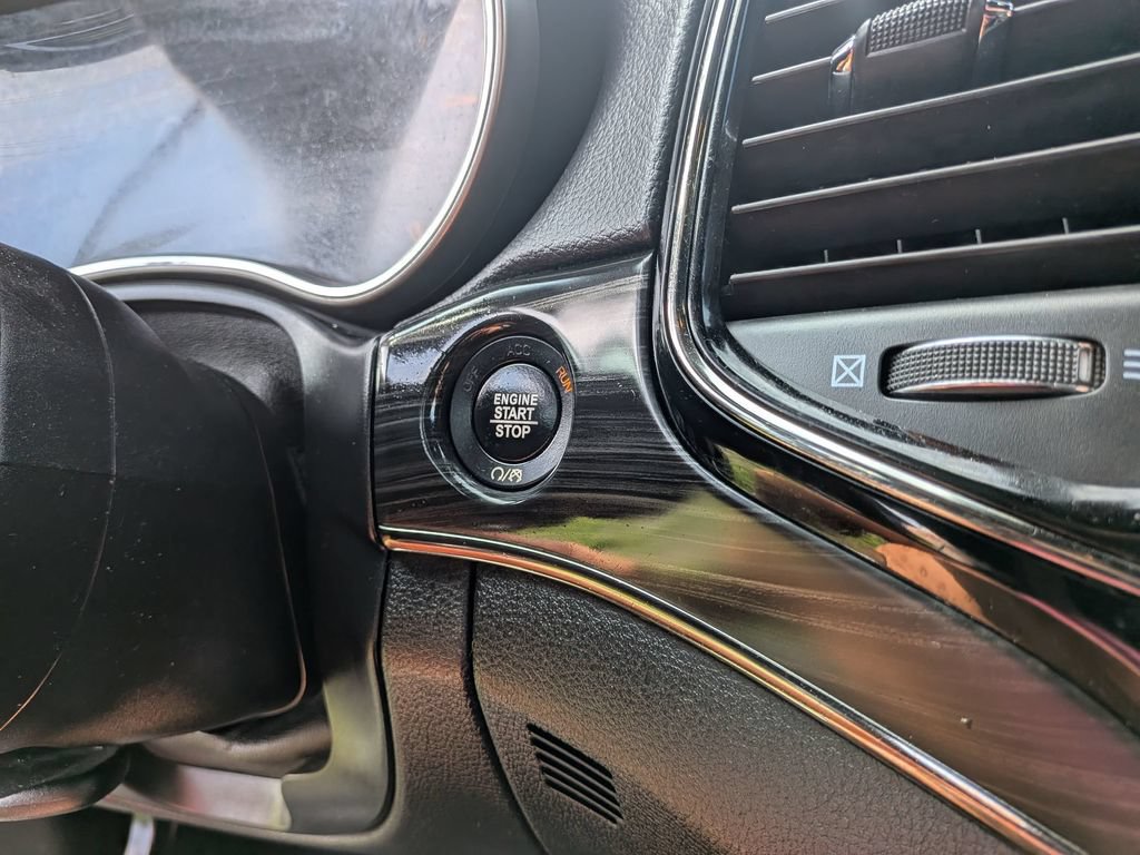 Used 2019 Jeep Grand Cherokee Limited X AWD/4WD image 21