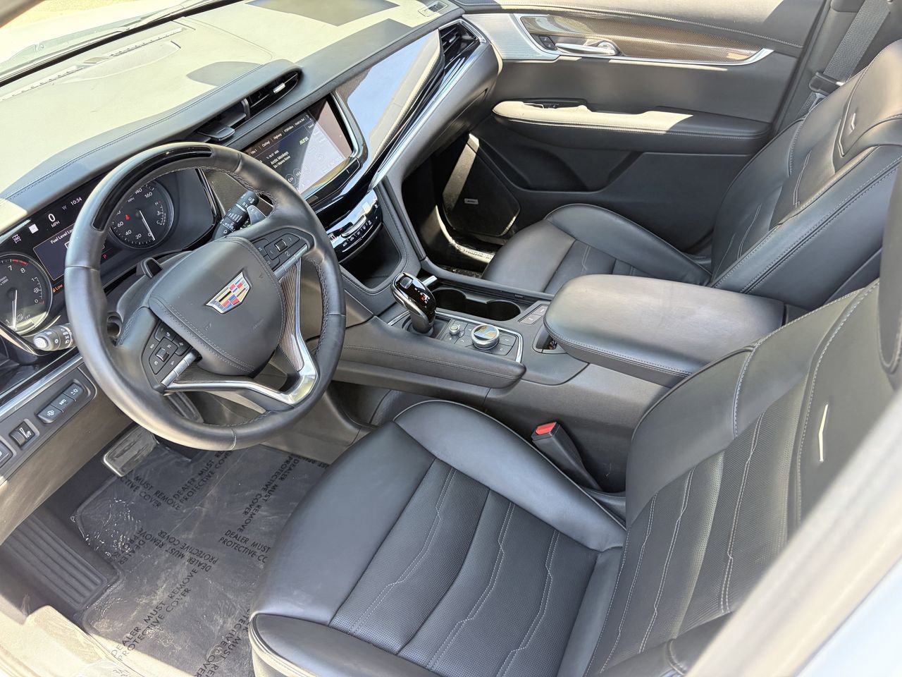 Certified 2023 Cadillac XT6 Sport w/ Platinum Package AWD/4WD image 19