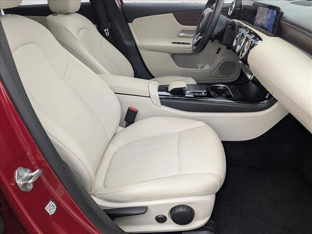 Used 2022 Mercedes-Benz A 220 A 220 image 22
