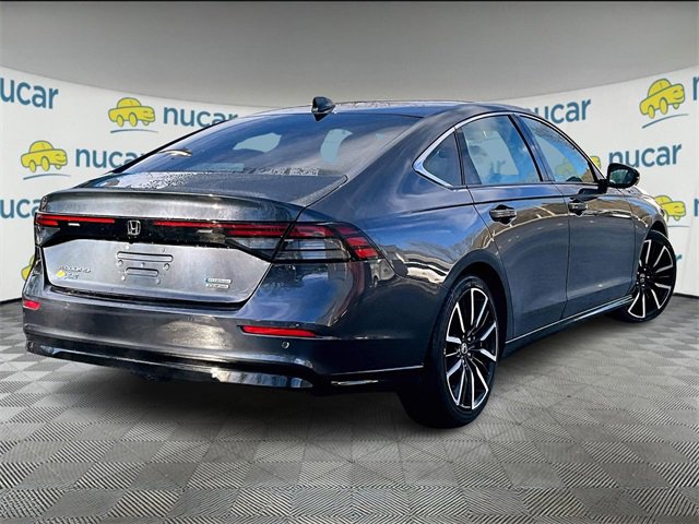 Used 2023 Honda Accord Touring image 13
