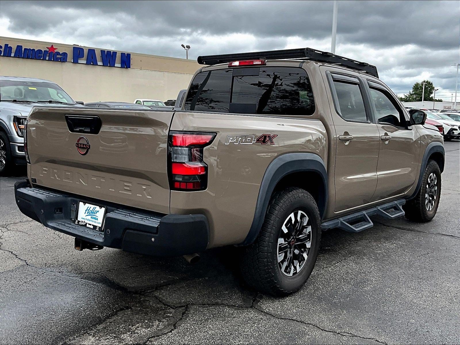 Used 2023 Nissan Frontier PRO-4X w/ Pro Convenience Package AWD/4WD image 6