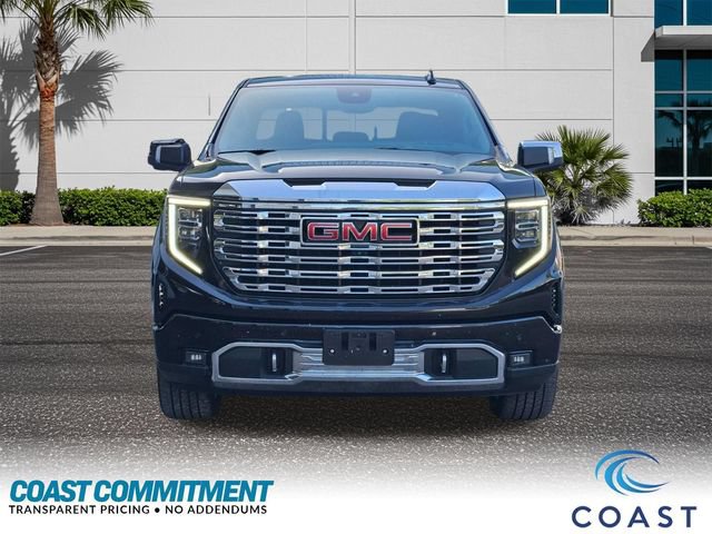 Used 2022 GMC Sierra 1500 Denali w/ Denali Reserve Package AWD/4WD image 2