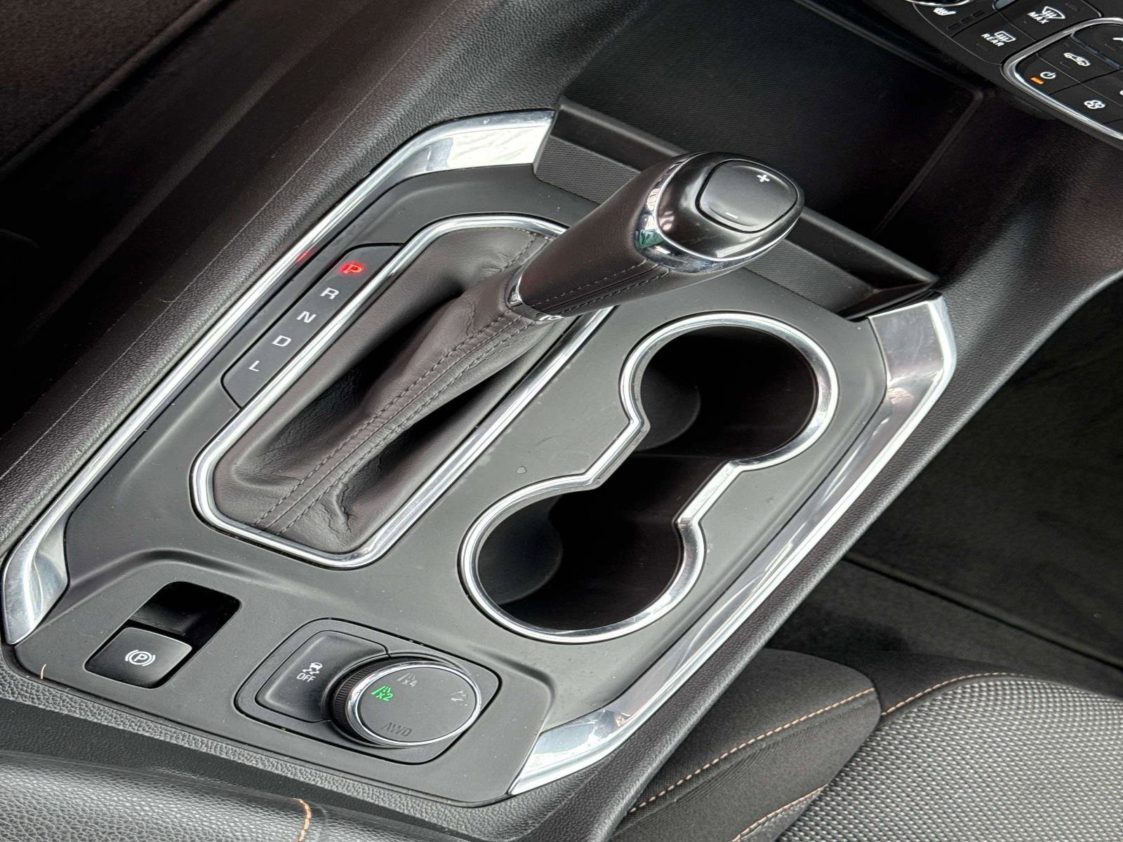 Used 2020 Chevrolet Traverse LT image 31