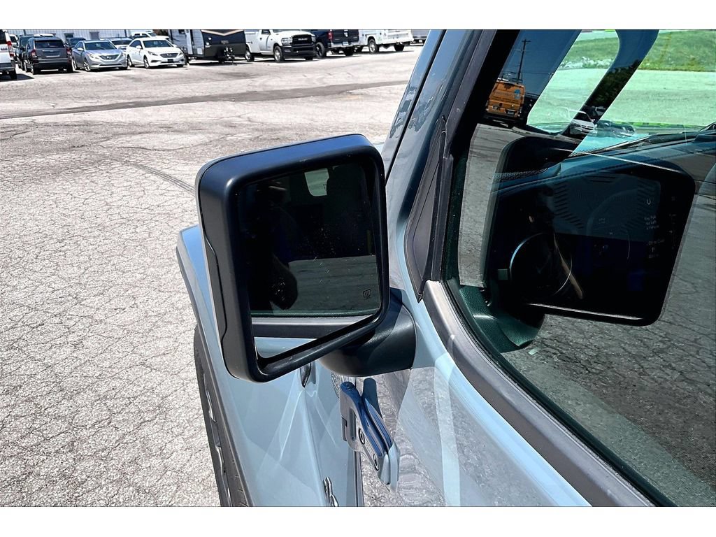 Used 2026 Jeep Gladiator Sport AWD/4WD image 33