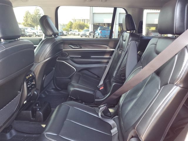 Used 2021 Jeep Grand Cherokee L Limited w/ Trailer Tow Group (B) AWD/4WD image 10