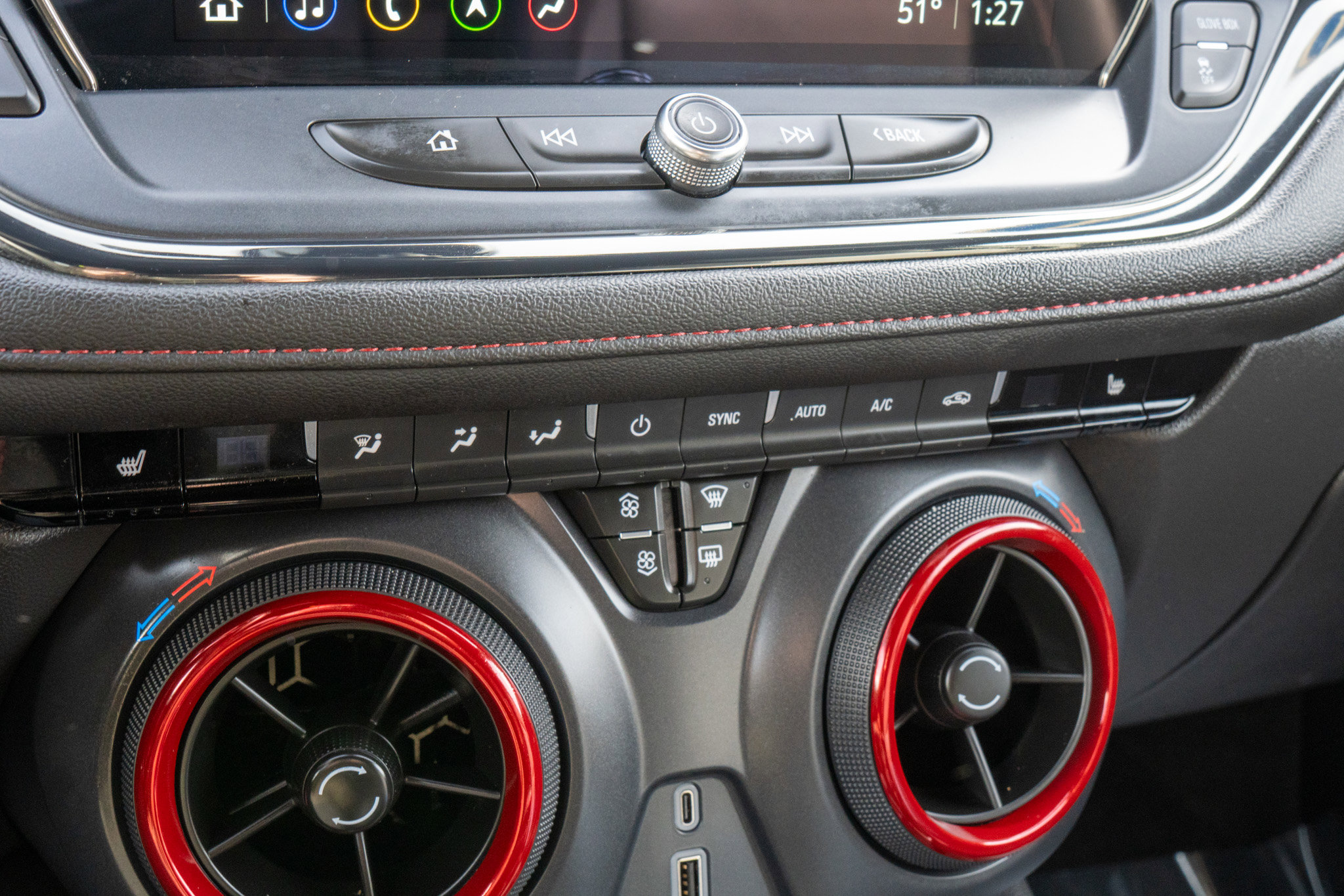 Certified 2024 Chevrolet Blazer RS w/ Driver Confidence II Package image 14