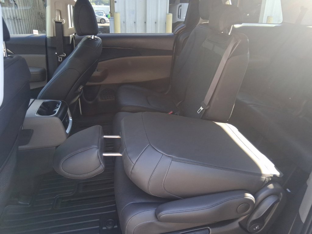 Certified 2026 Kia Carnival FWD image 18