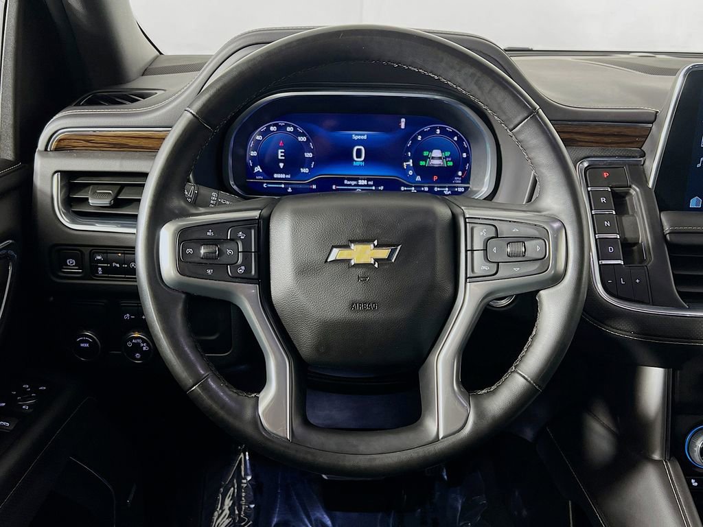 Used 2023 Chevrolet Suburban Premier image 11