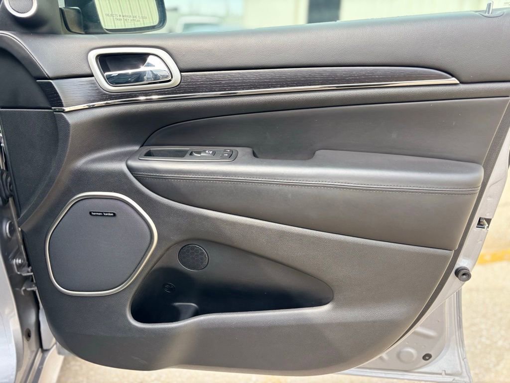 Used 2018 Jeep Grand Cherokee High Altitude image 12