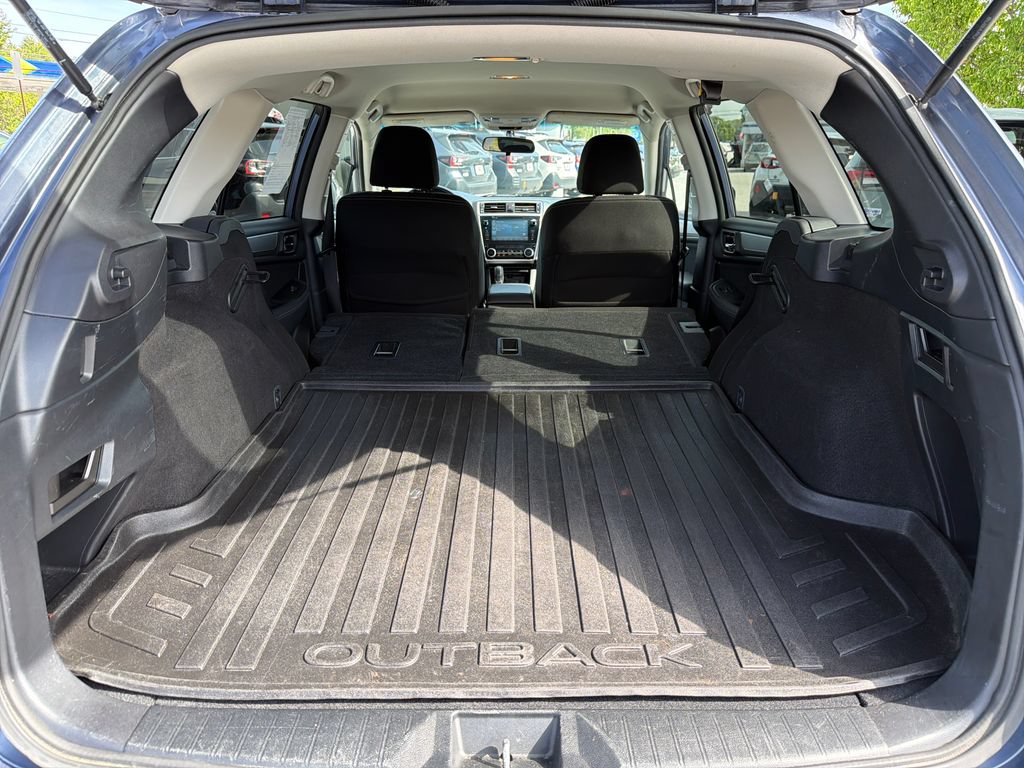 Used 2018 Subaru Outback 2.5i Premium AWD/4WD image 26