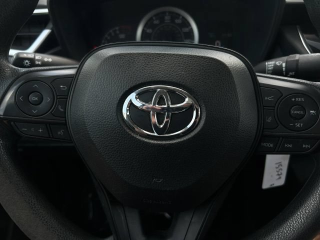 Used 2020 Toyota Corolla LE FWD image 20