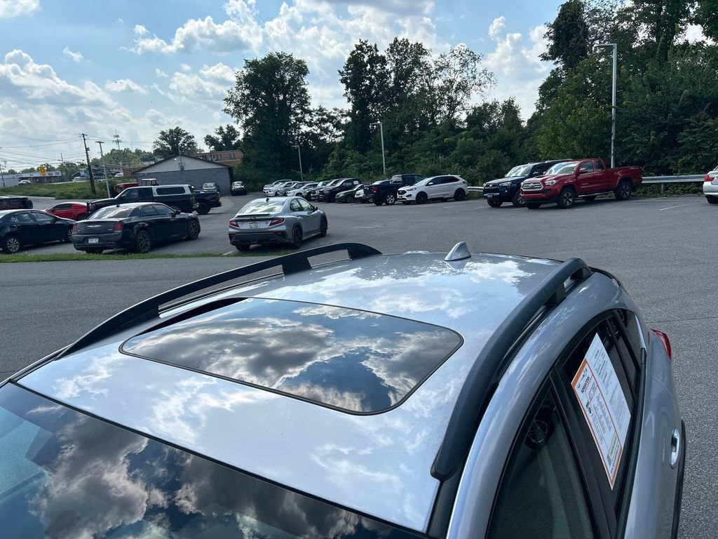 Used 2018 Subaru Crosstrek 2.0i Premium AWD/4WD image 12