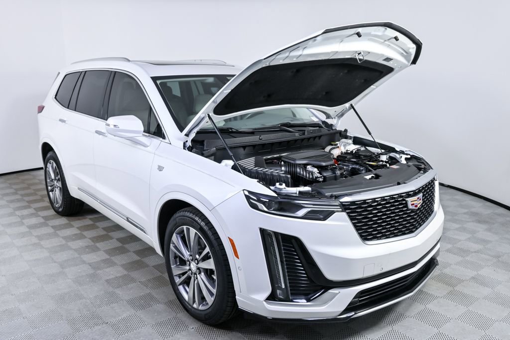 Used 2022 Cadillac XT6 Premium Luxury w/ Technology Package image 19
