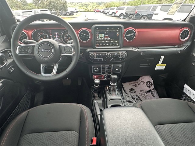 New 2023 Jeep Gladiator Rubicon w/ Cold Weather Group image 22