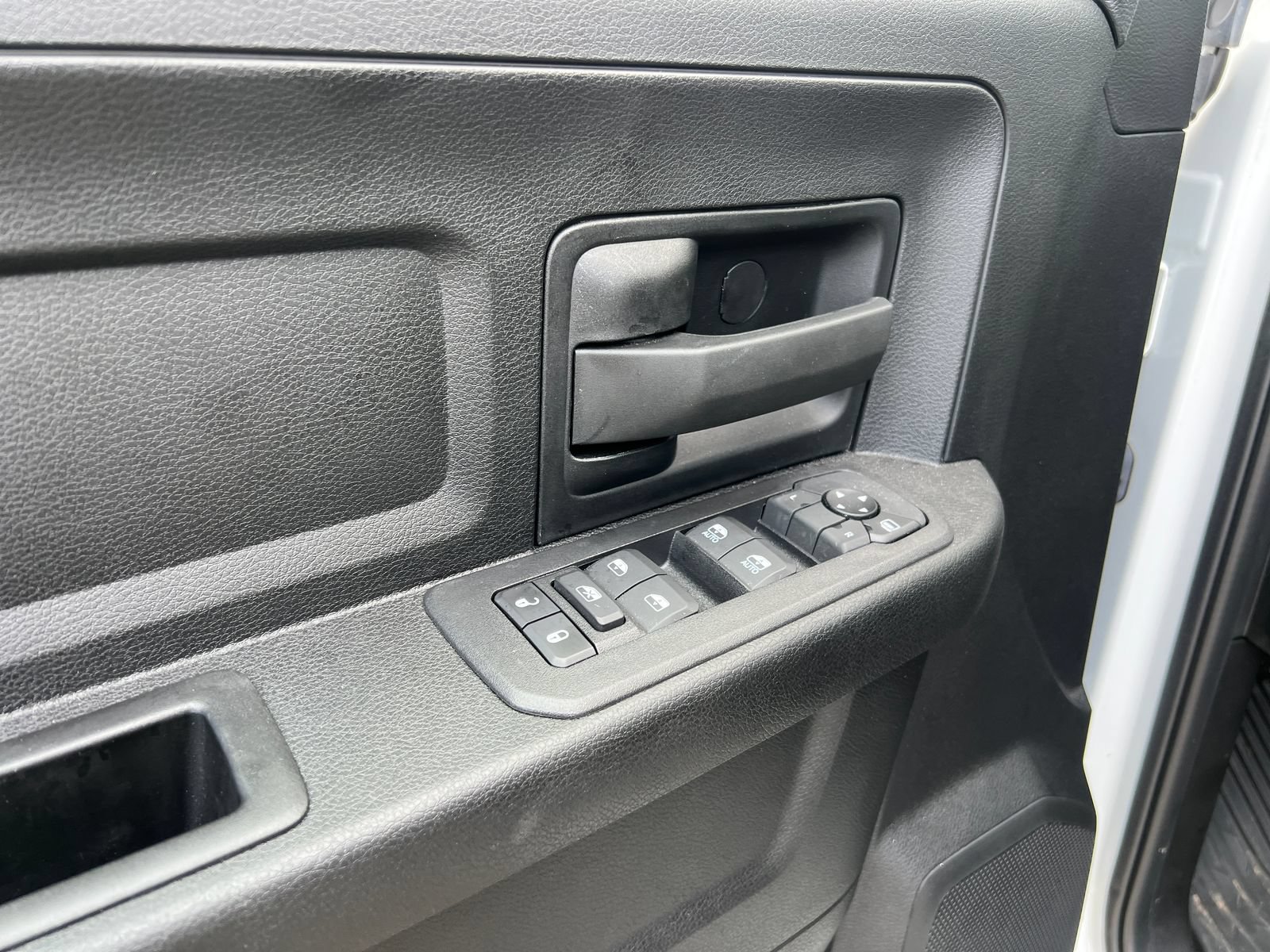 Used 2025 RAM 3500 Tradesman AWD/4WD image 23