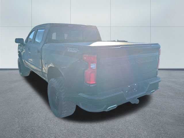Used 2021 Chevrolet Silverado 1500 LT Trail Boss w/ Convenience Package II AWD/4WD image 2