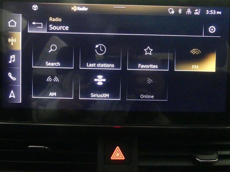 Used 2023 Audi A4 2.0T Premium w/ Convenience Package image 11