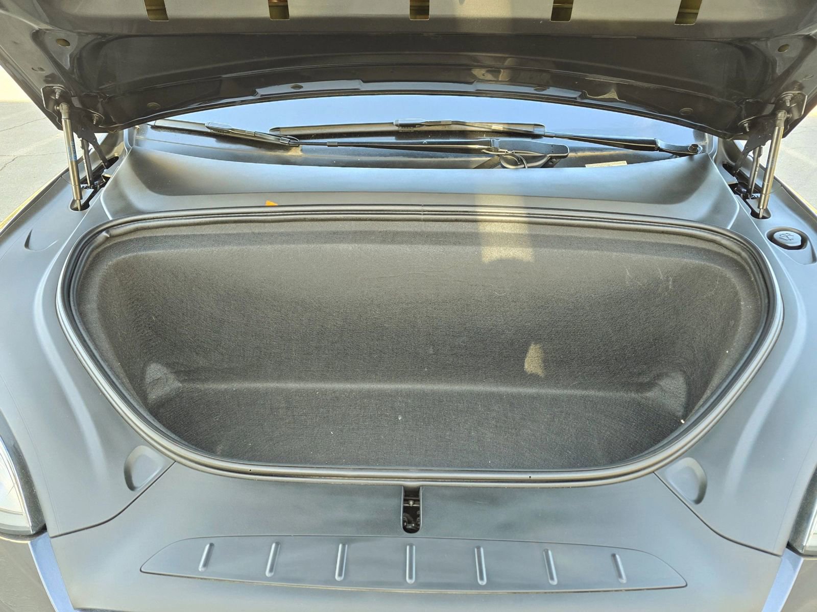 Used 2019 Tesla Model X Long Range AWD/4WD image 21