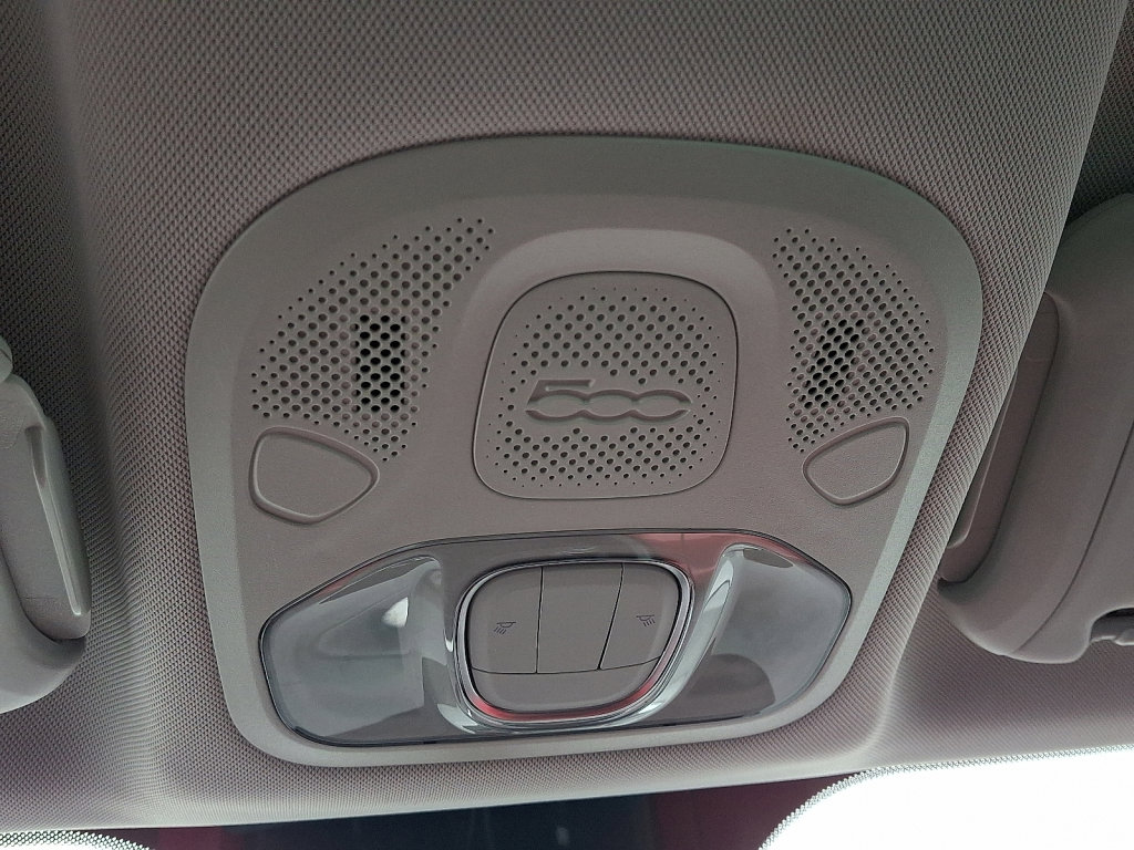 Used 2017 FIAT 500X Pop w/ Pop Popular Equipment Package image 32