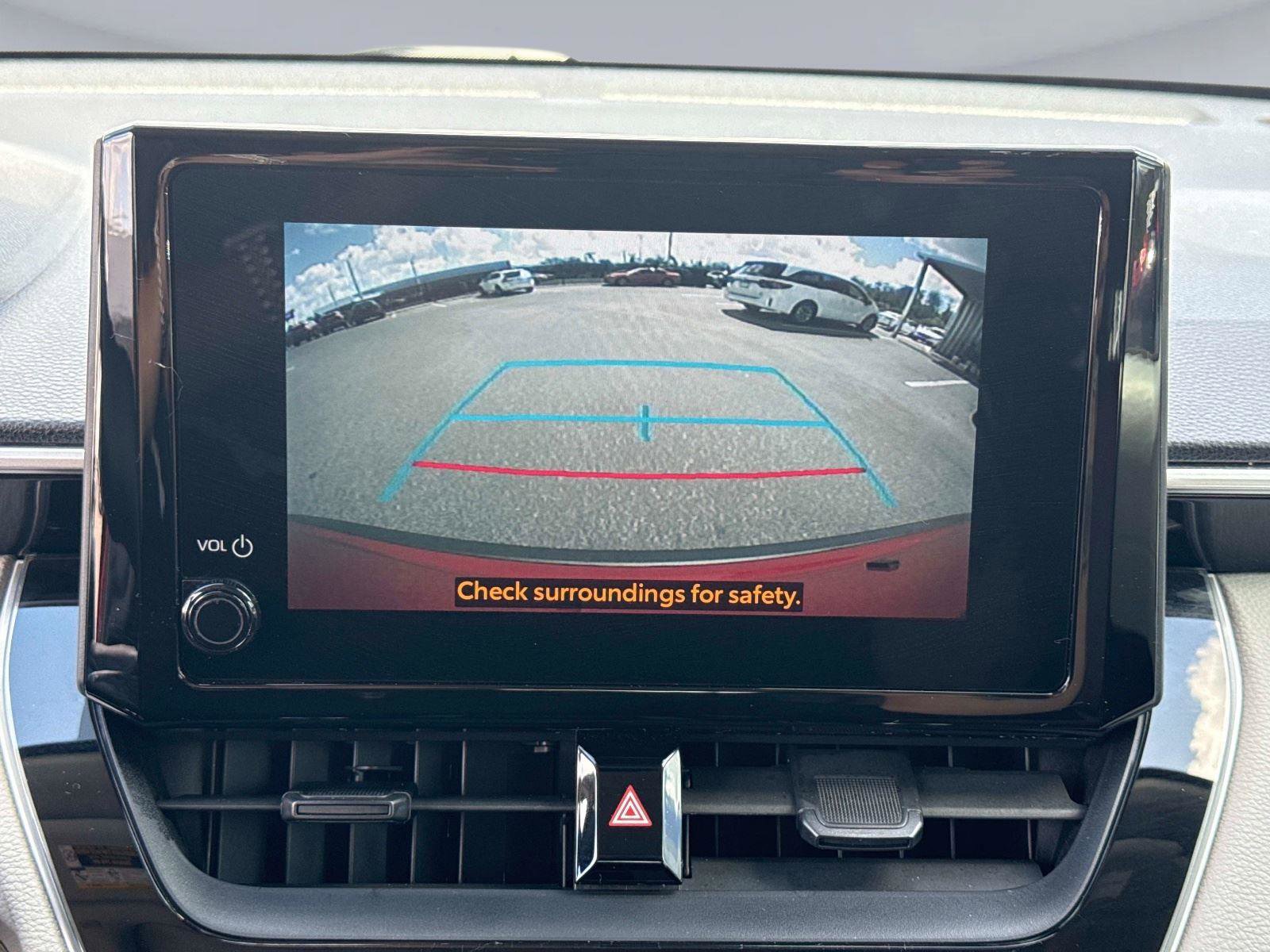 Used 2023 Toyota Corolla Cross LE w/ Moonroof Package image 21