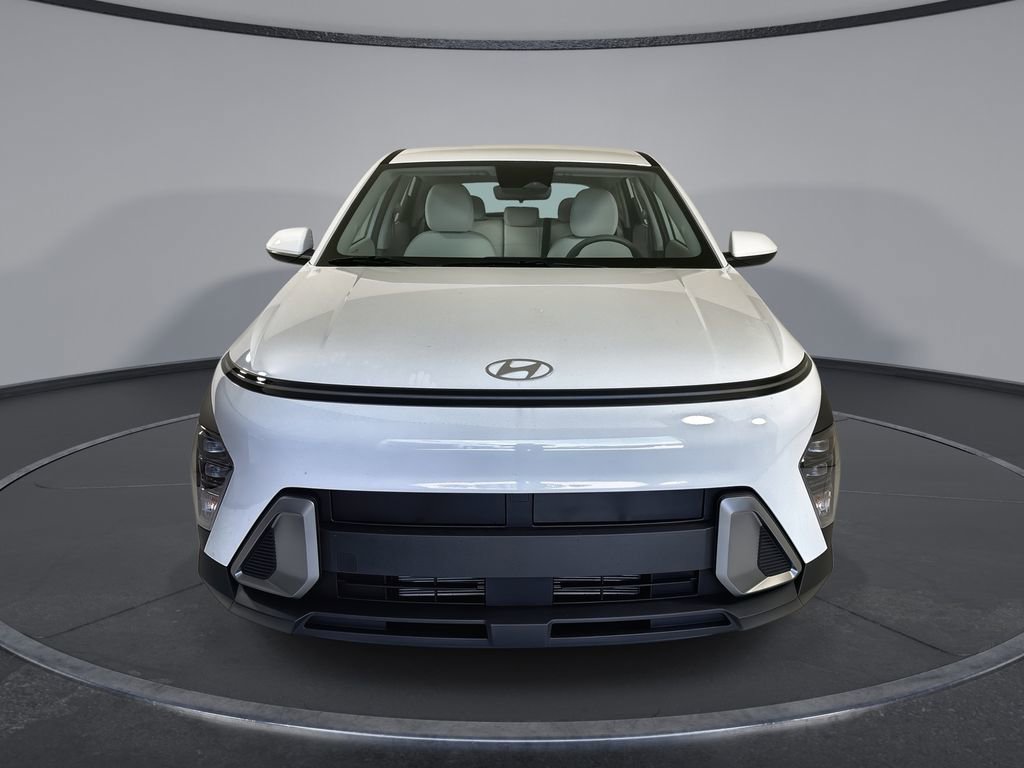 New 2026 Hyundai Kona SE FWD image 3