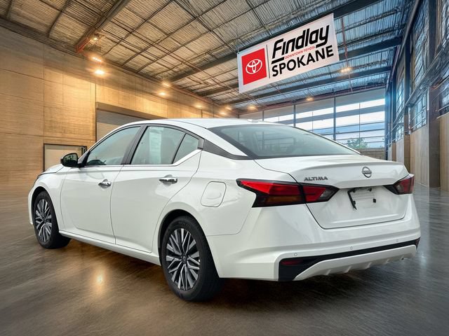 Used 2025 Nissan Altima 2.5 SV FWD image 6