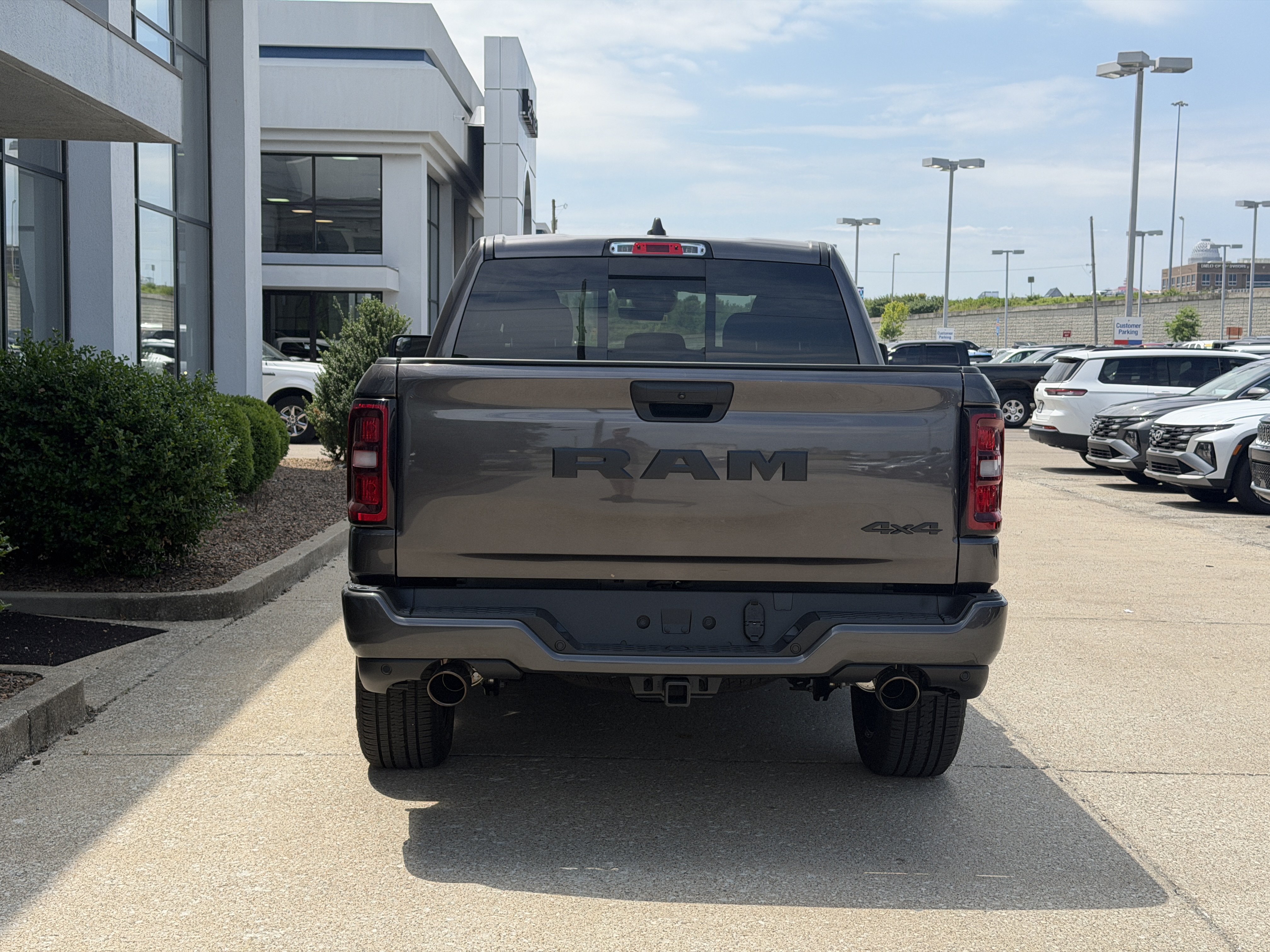 New 2026 RAM 1500 Express AWD/4WD image 6