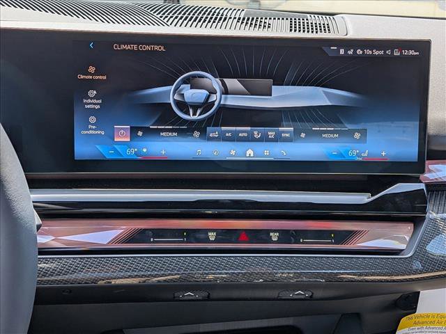 New 2026 BMW 550e xDrive w/ Executive Package AWD/4WD image 11