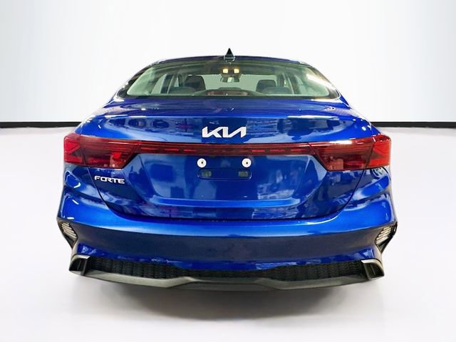 Used 2023 Kia Forte LXS w/ LXS Technology Package FWD image 6