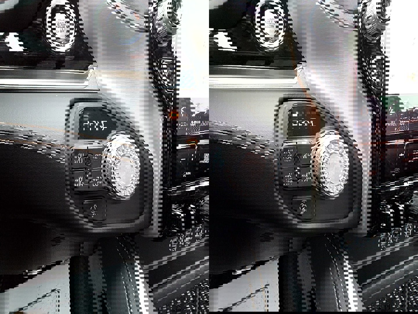 New 2026 RAM 1500 Tungsten w/ Trailer Tow Group image 18