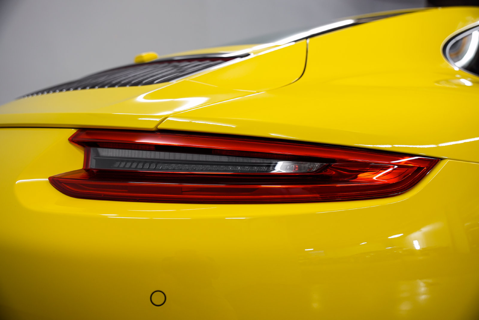 Used 2018 Porsche 911 Carrera T RWD image 37