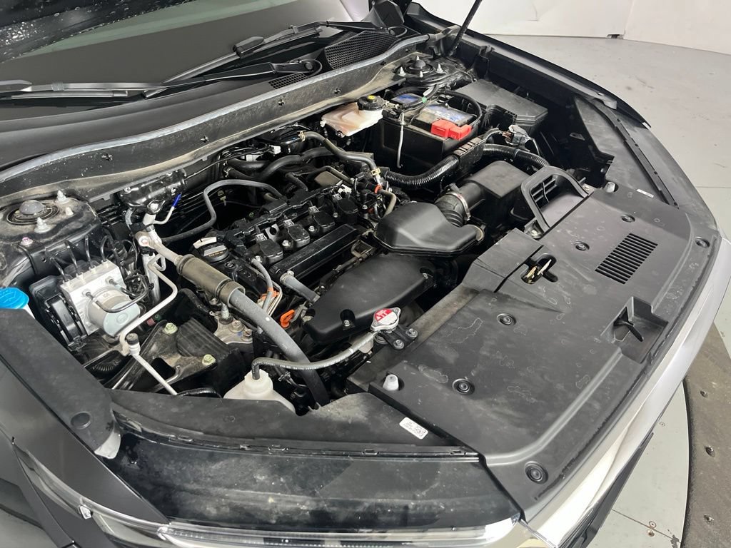 Used 2025 Honda CR-V EX image 10