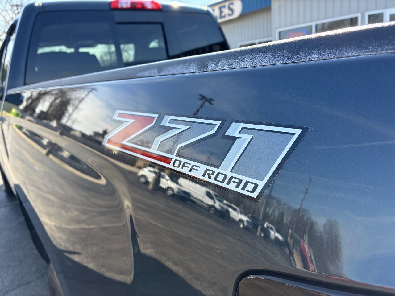 Used 2017 Chevrolet Silverado 1500 LT w/ All Star Edition image 10