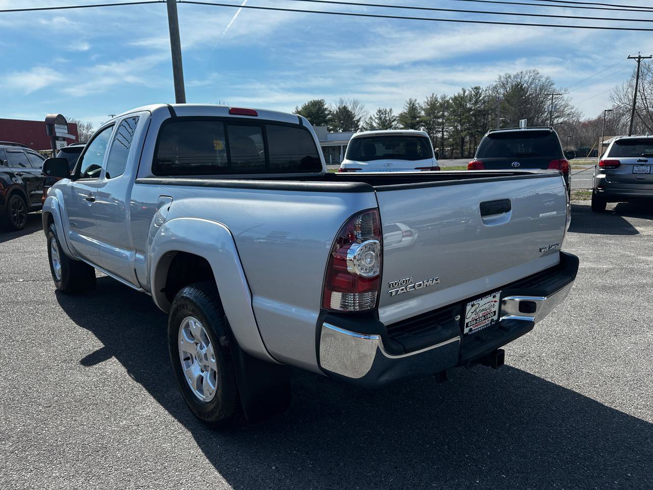 Used 2013 Toyota Tacoma 4x4 Access Cab V6 w/ SR5 Pkg image 7