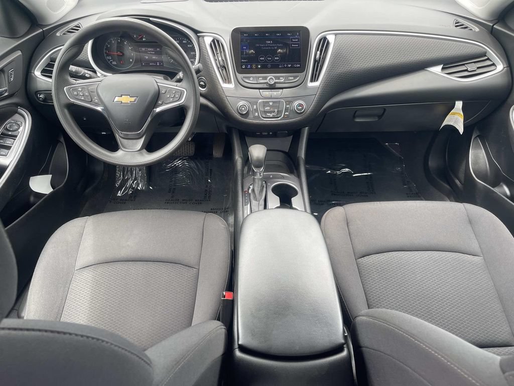 Used 2024 Chevrolet Malibu LS FWD image 15