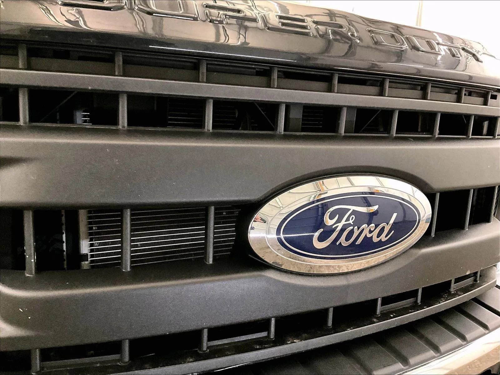 Certified 2021 Ford F250 XL w/ Power Equipment Group image 28