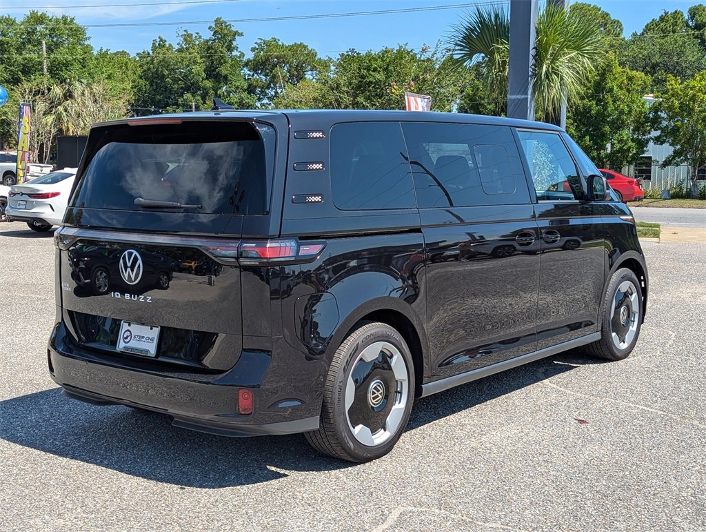 New 2025 Volkswagen ID. Buzz Pro S image 7