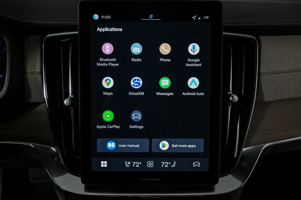 Used 2026 Volvo XC90 B6 Plus w/ Protection Package Premier image 16