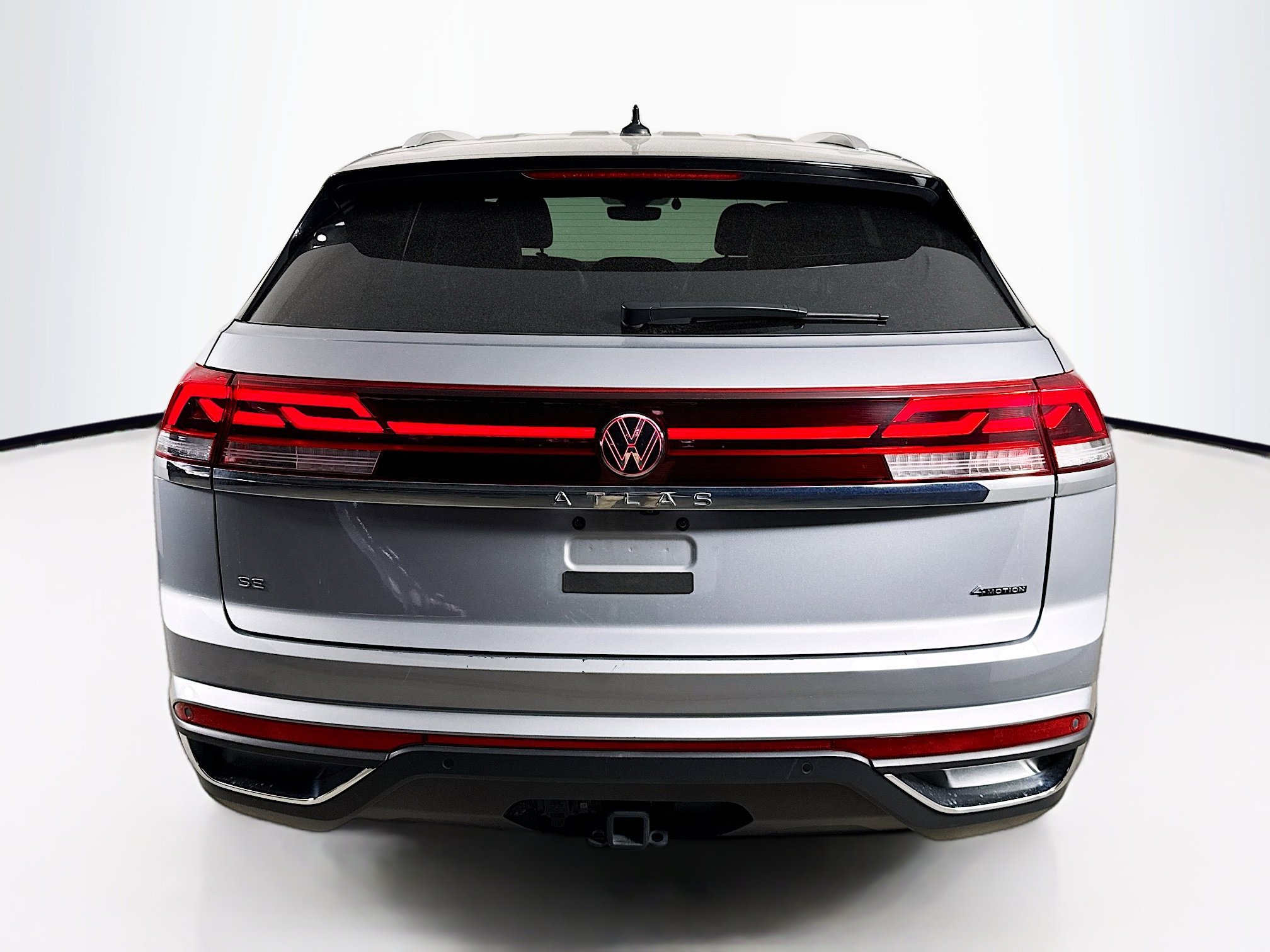 Used 2024 Volkswagen Atlas Cross Sport SE image 30