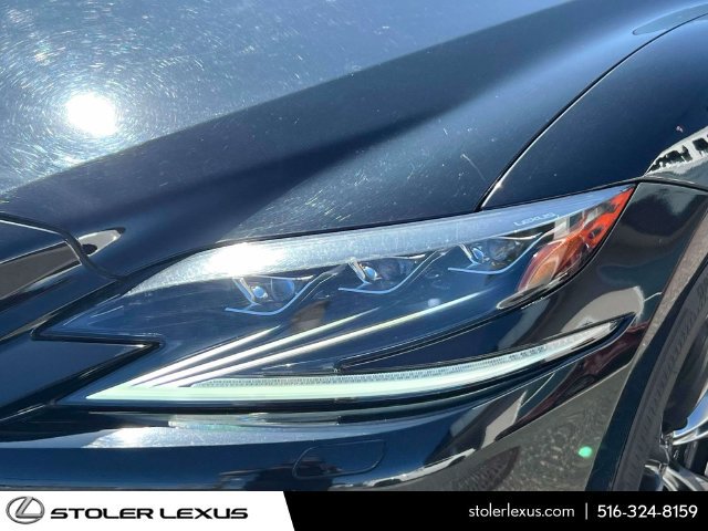 Used 2018 Lexus LS 500 F Sport w/ Accessory Package (Z1) AWD/4WD image 13