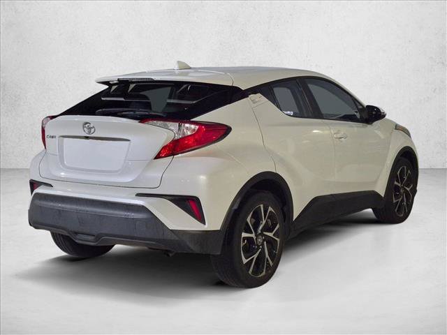 Used 2020 Toyota C-HR XLE FWD image 4