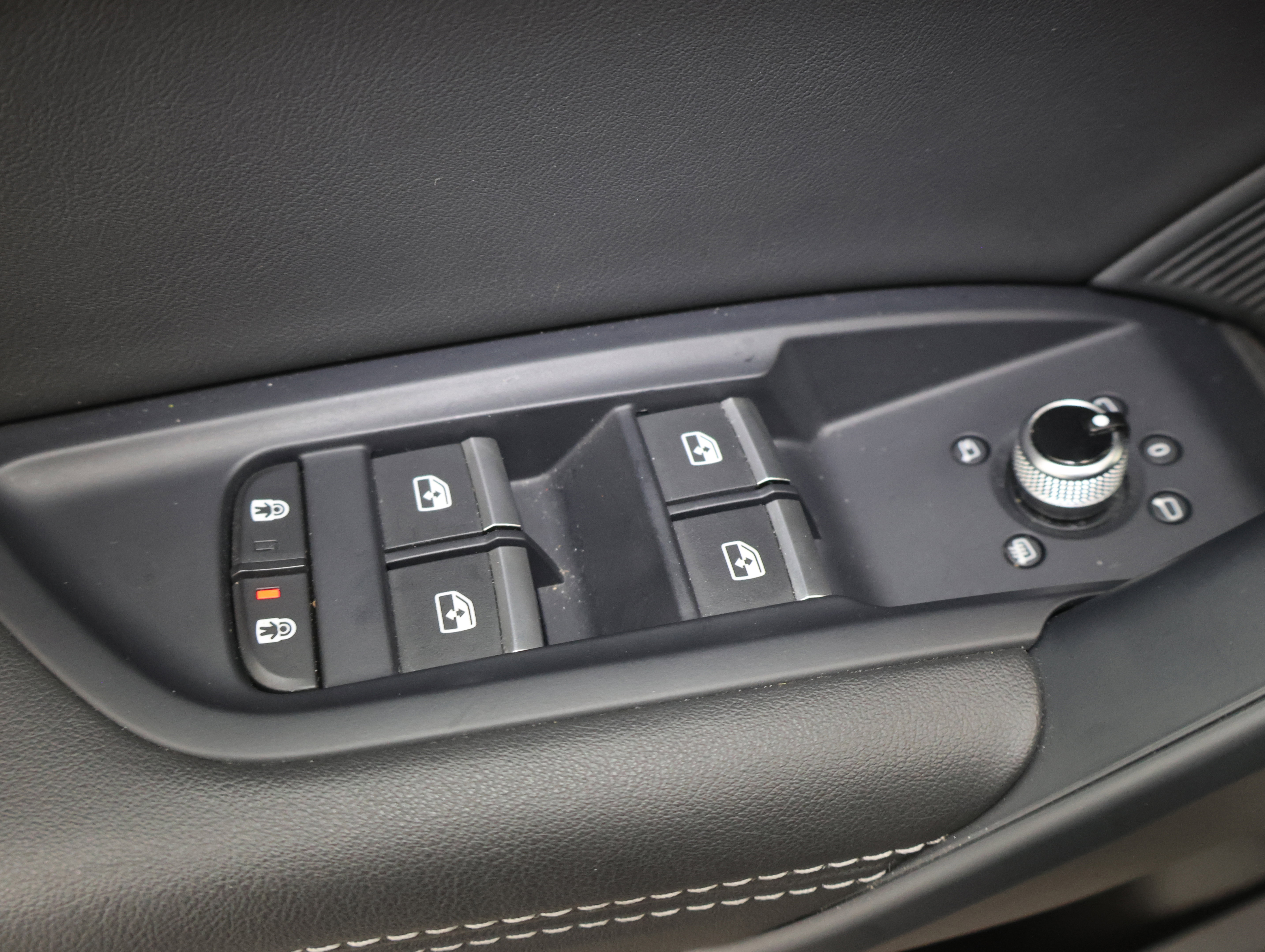 Used 2024 Audi Q5 2.0T Premium Plus image 47
