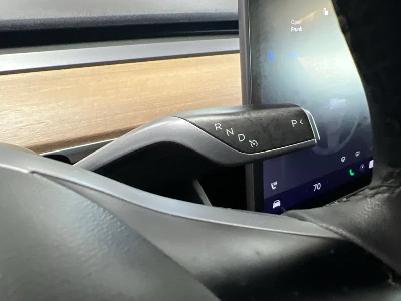 Used 2021 Tesla Model Y Long Range AWD/4WD image 25