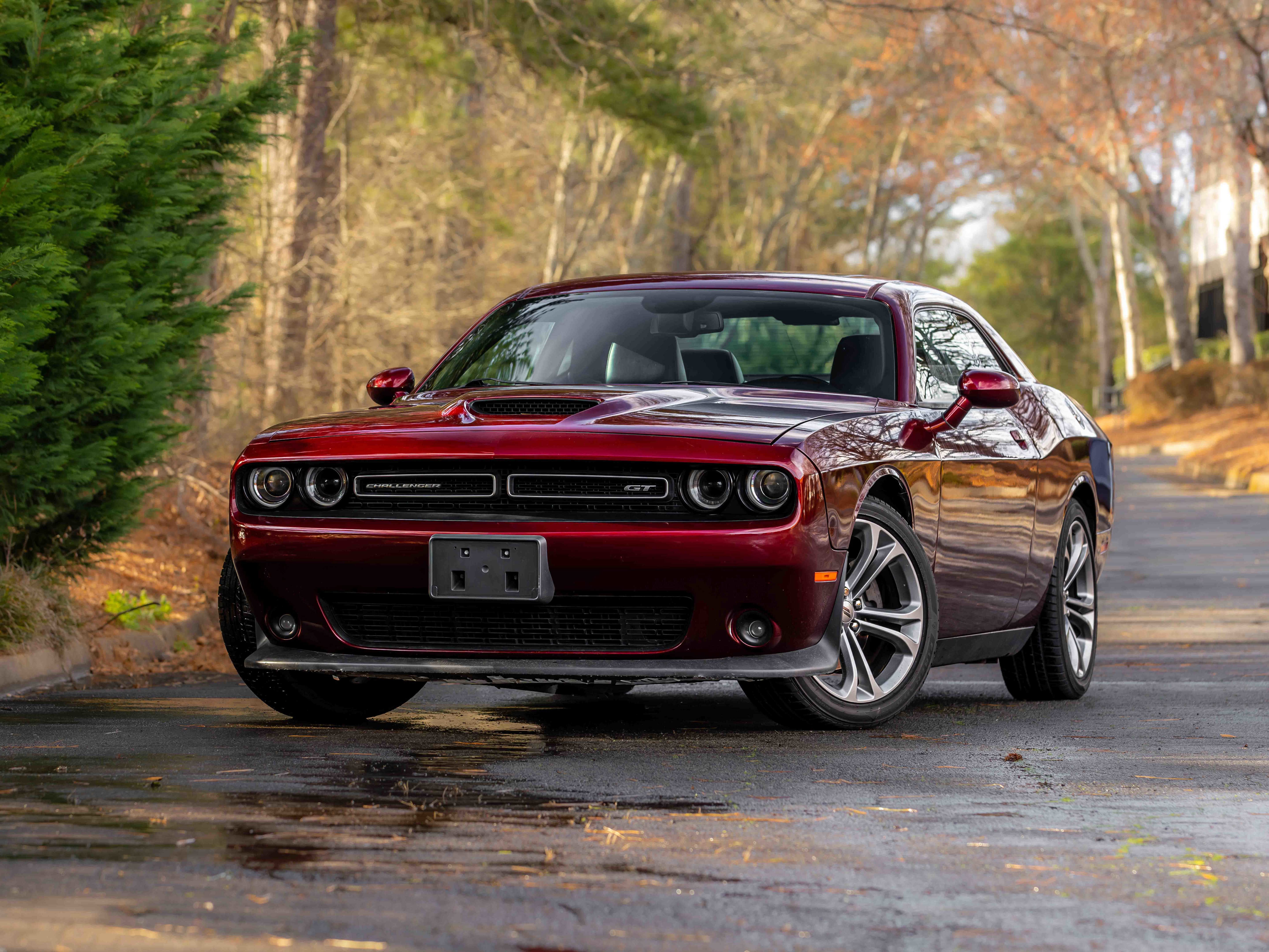Used 2020 Dodge Challenger GT w/ Plus Package image 2