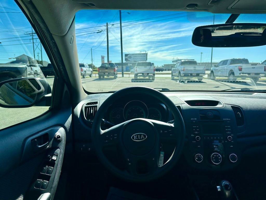 Used 2012 Kia Forte EX image 14