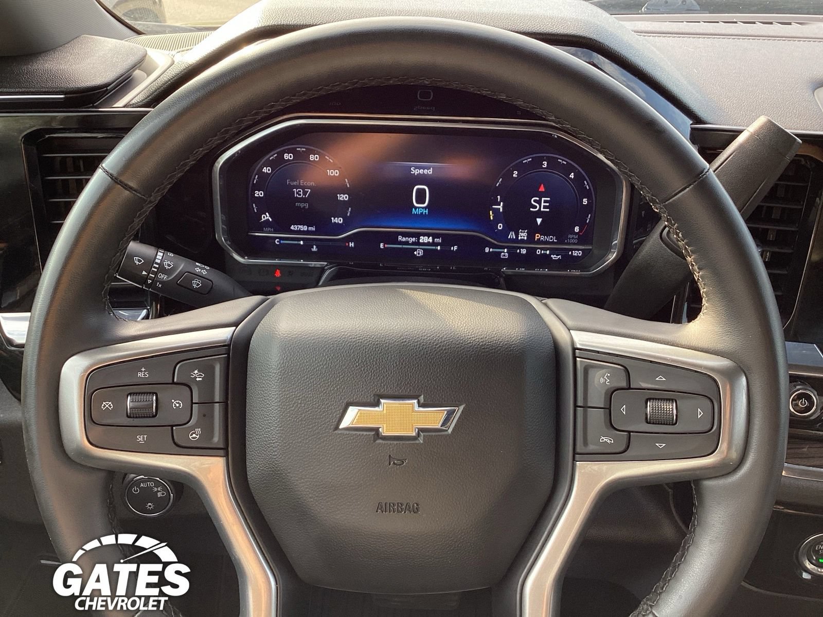 Used 2023 Chevrolet Silverado 1500 LT AWD/4WD image 24