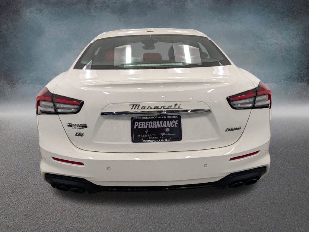 Used 2023 Maserati Ghibli Modena Q4 AWD/4WD image 5