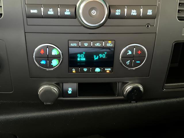 Used 2012 Chevrolet Silverado 2500 LT w/ Interior Plus Package image 18