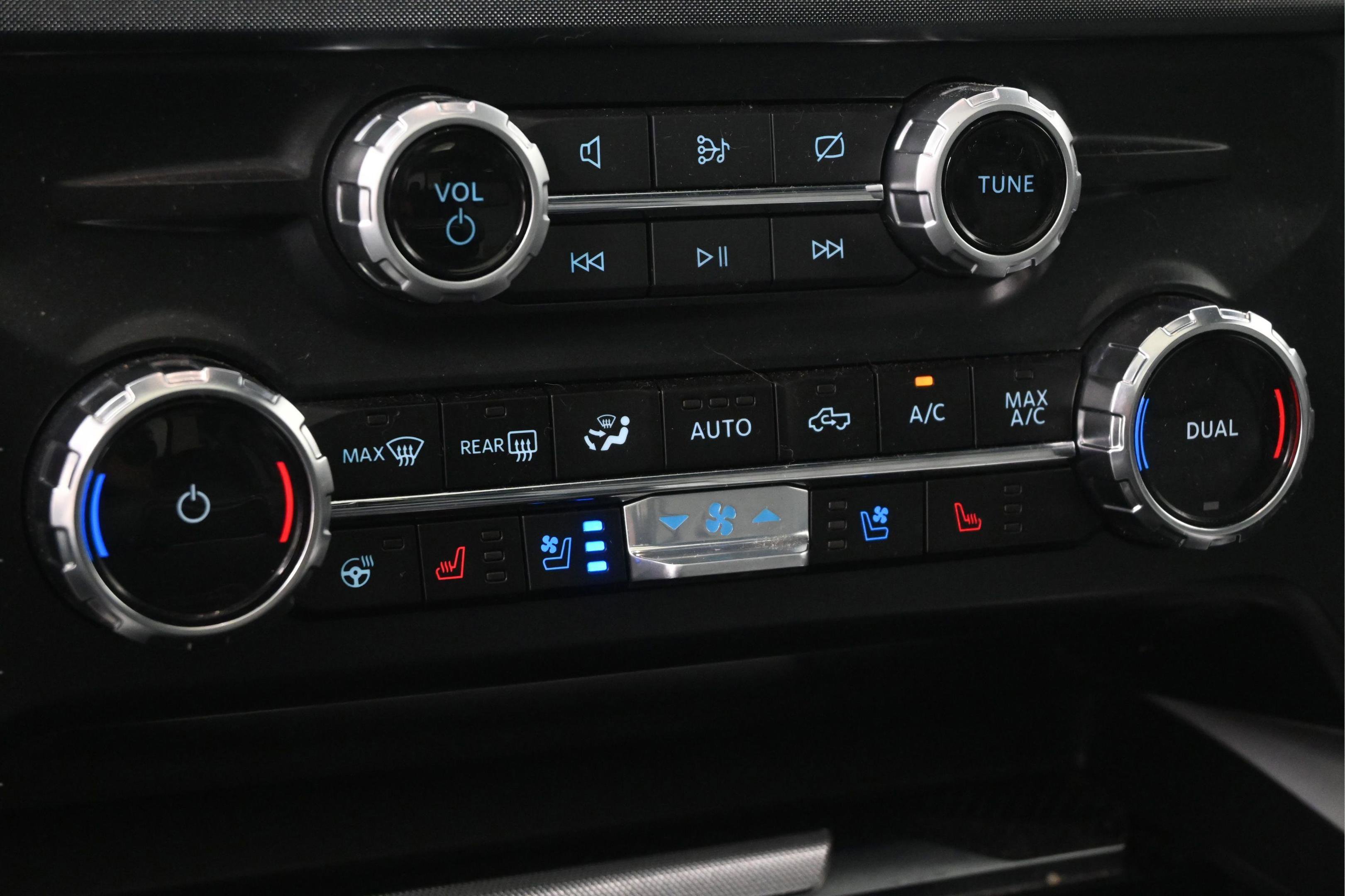 Used 2024 Ford F250 Limited AWD/4WD image 27