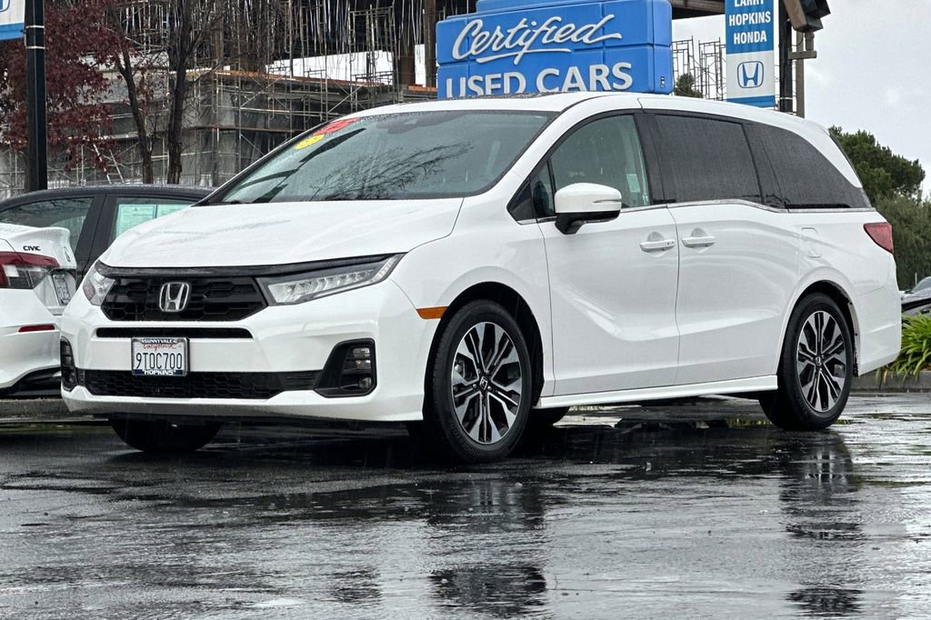 Used 2025 Honda Odyssey Elite image 7